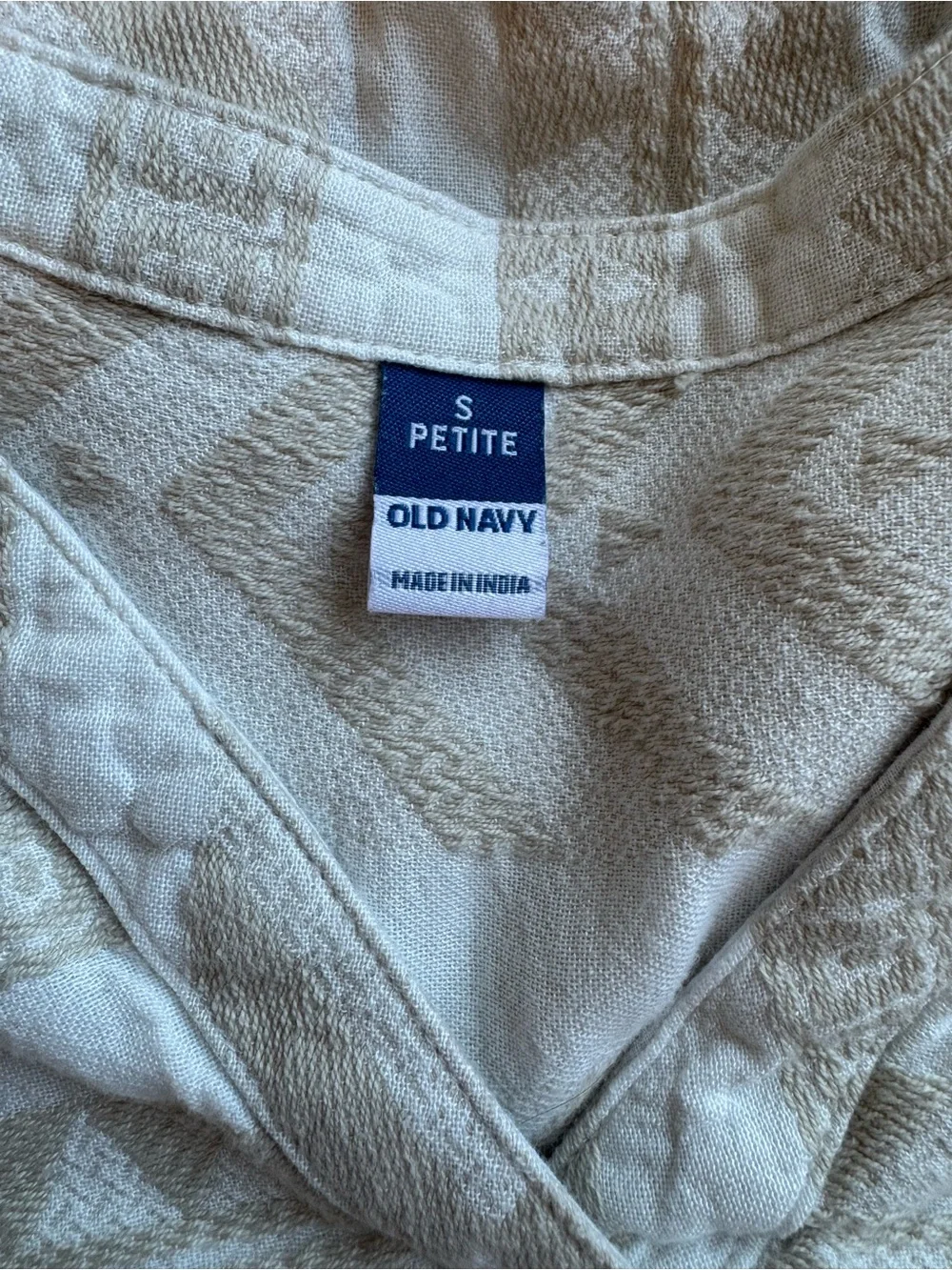 Old Navy Cream Patterned V-Neck Peasant Blouse